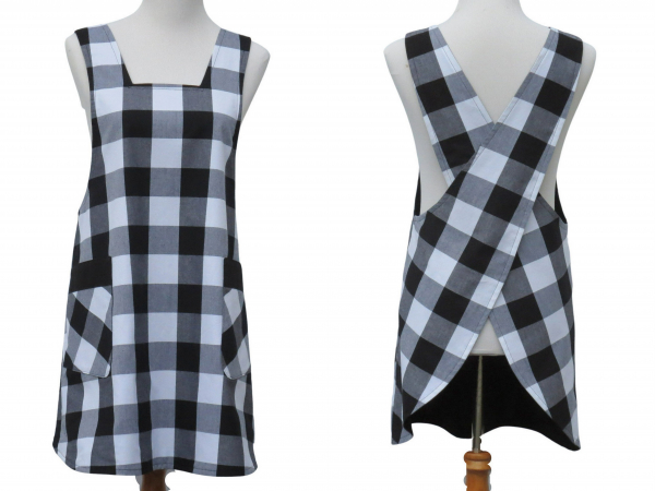 Black and White Plaid Japanese Style Apron front & back views