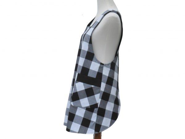 Black and White Plaid Japanese Style Apron side view