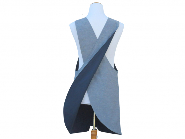 Women's V-Neck Blue Japanese Style Apron lining reverse side view