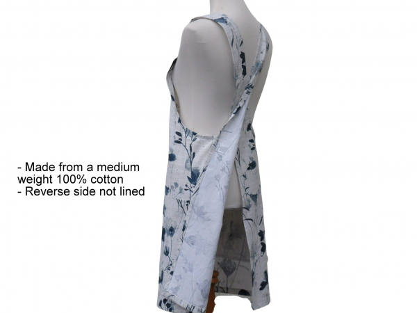 Women's Gray & Blue Floral Japanese Style Apron reverse side