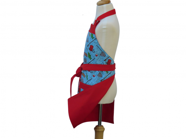 Children's Fishing Themed Apron reverse lining side view